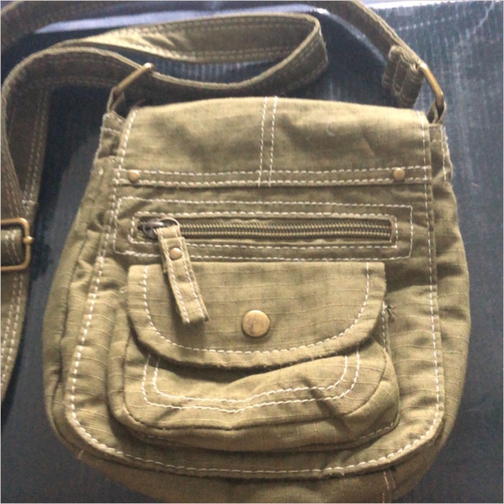 Crossbody hand bag